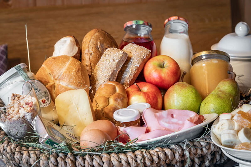 Farm Breakfast for active vacationers